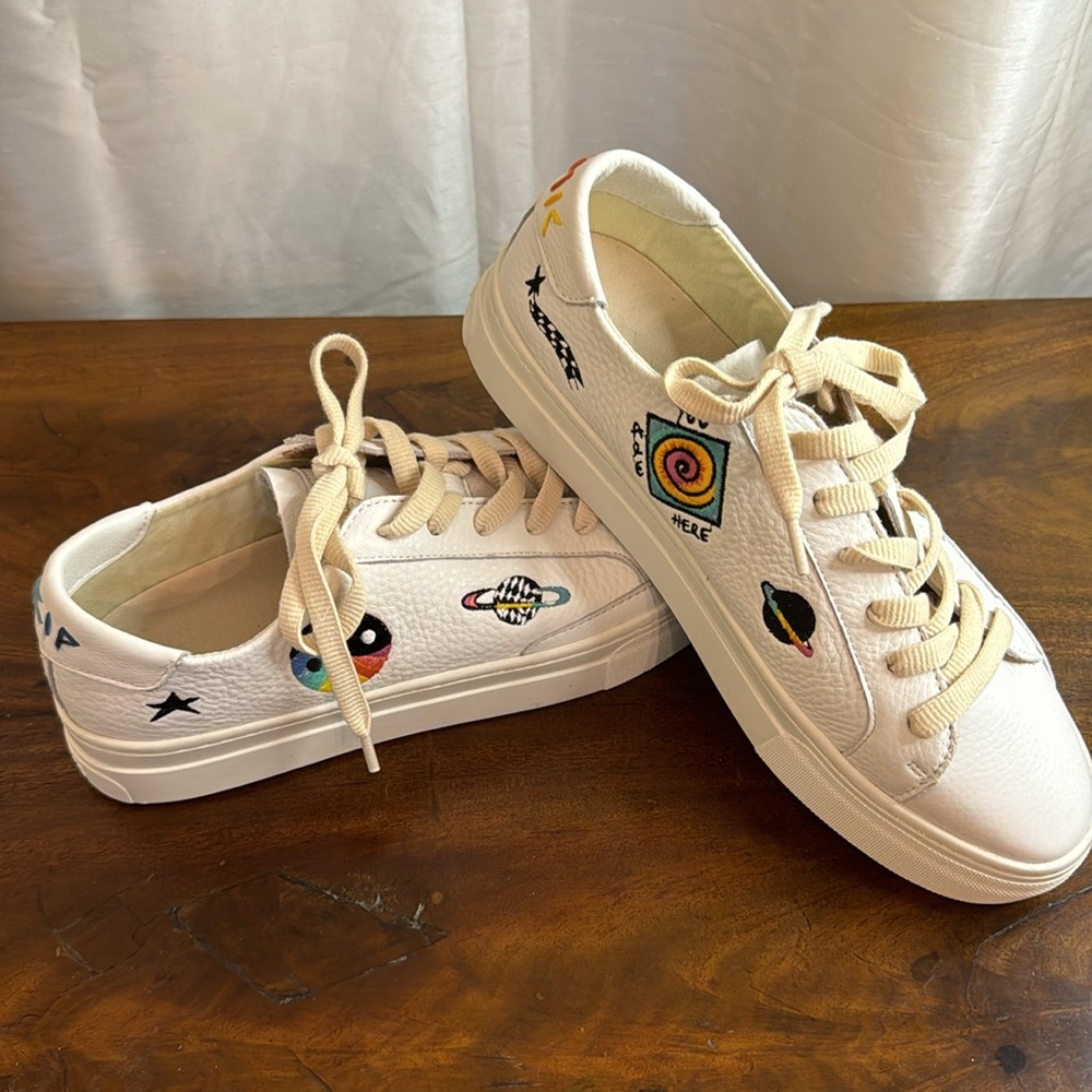 NEW WITH TAG!  Cosmic Trip Ibiza Platform Sneaker size 9.5 - Picture 2 of 5
